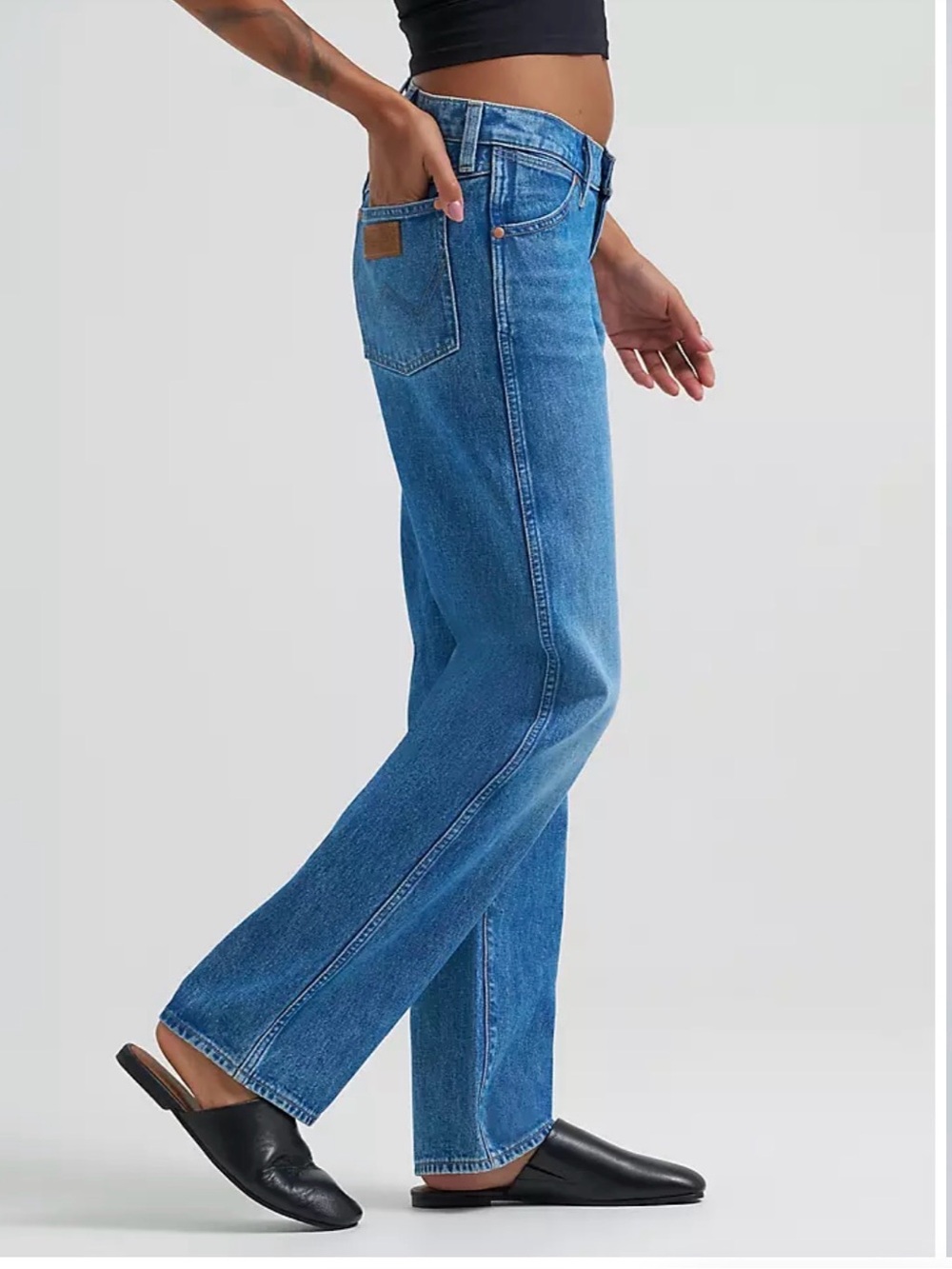 Wrangler WOMEN'S LOW RISE COWBOY JEAN